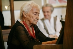 Veszely Jelena életmű-kiállítás megnyitó rendezvénye (2013.06.27.)